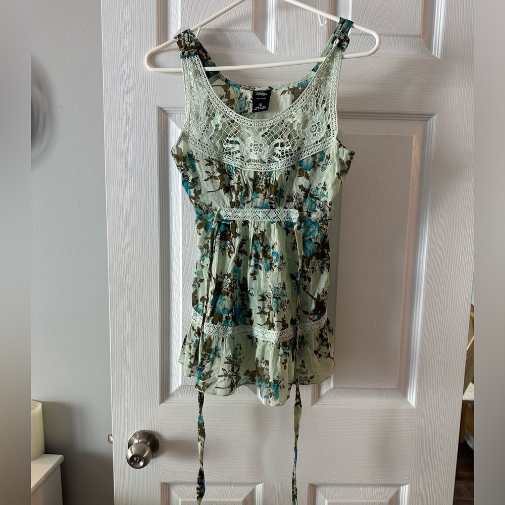 Vanity floral top